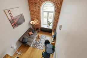 Estonishing Stay Mere Residence